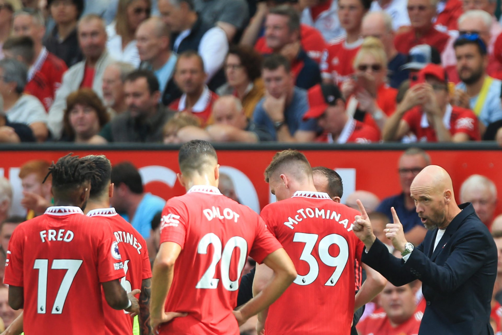 Manchester United's Last Encounter with Barnsley: A Trip Down Memory Lane to 2009