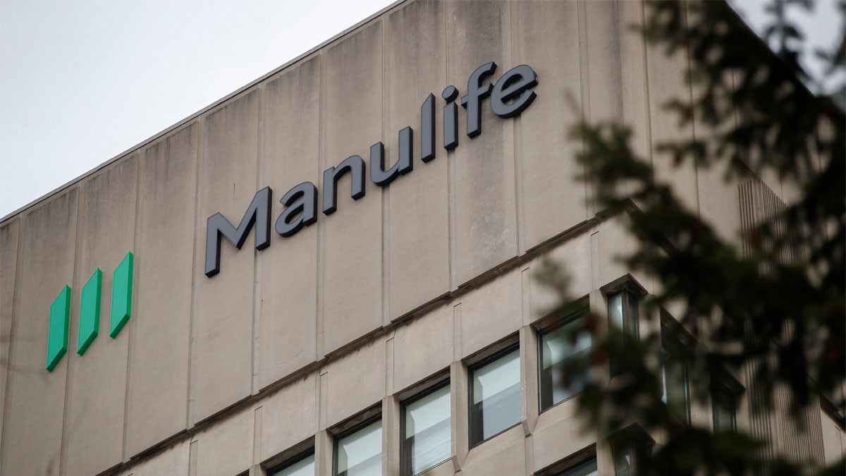 Manulife Financial (MFC) Stock: Institutional Investors and Hedge Funds Make Moves