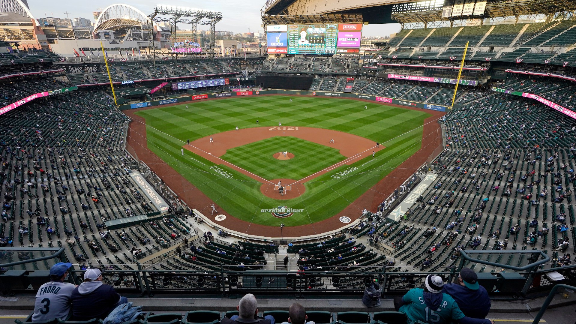 Mariners Game Day: Catch the Sounder Train to T-Mobile Park!