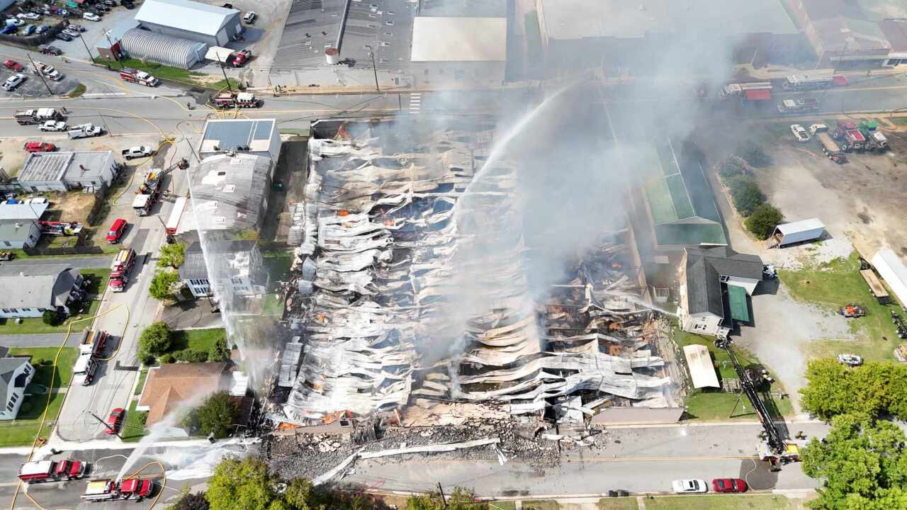 Massive Fertiliser Truck Fire Engulfs Swan Reach Highway: $250,000 in Damages!