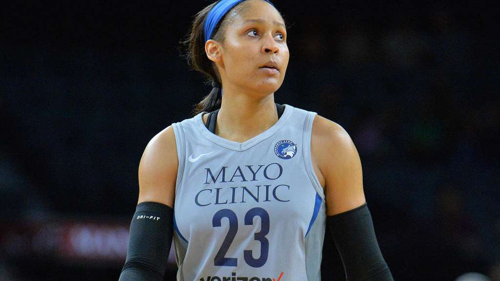 Maya Moore's Jersey Retirement: A Night of Celebration for Lynx Legend