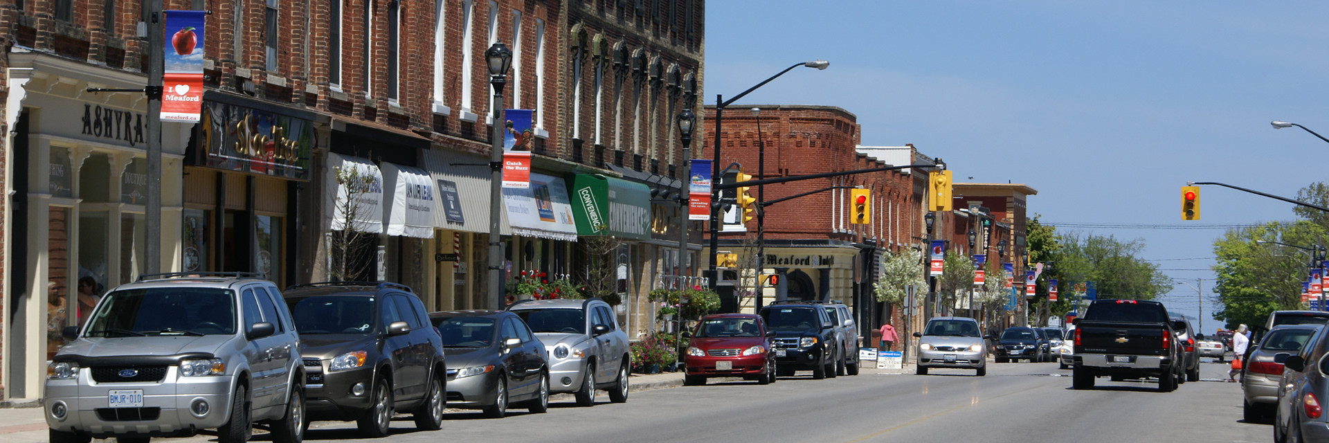 Meaford Residents Ordered to Stay Indoors Amidst Active Police Investigation