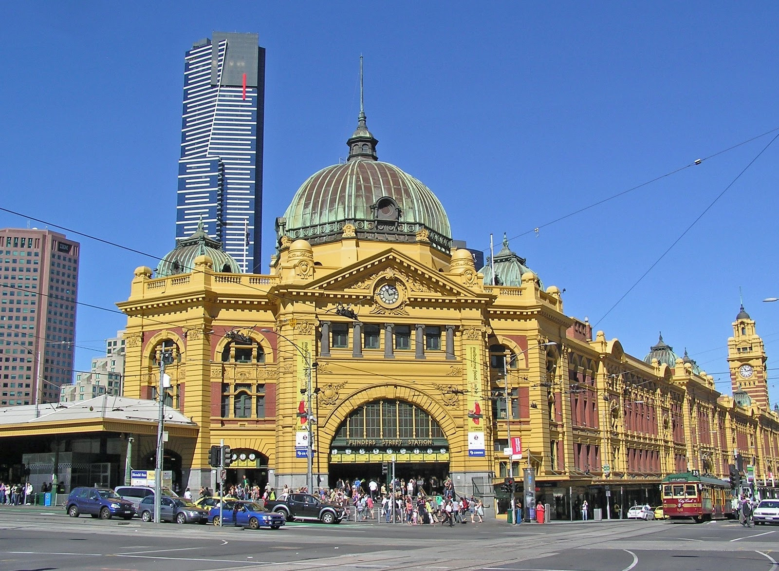 Melbourne Train Chaos: Thousands Stranded After Major Signal Fault at Flinders Street Station