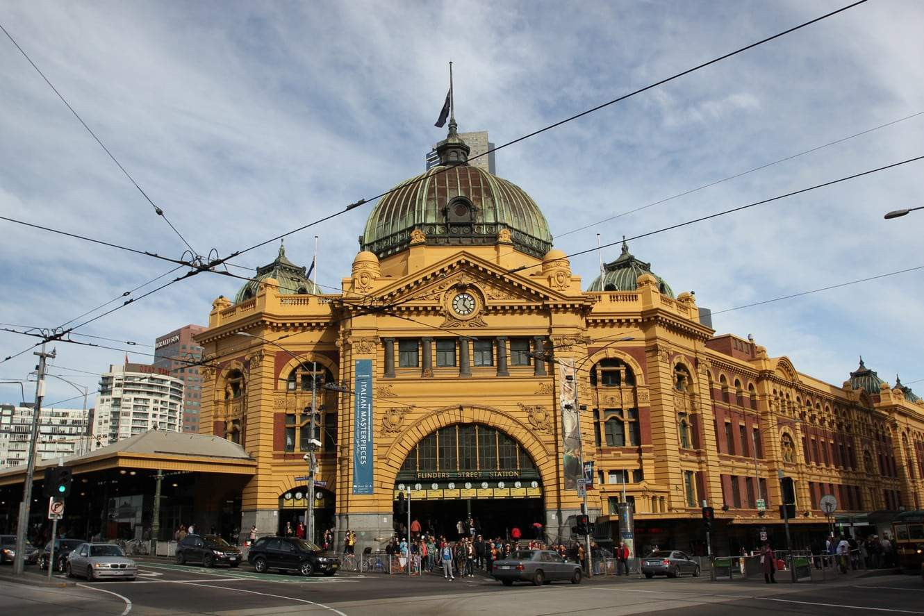 Melbourne Train Chaos: Thousands Stranded After Major Signal Fault at Flinders Street Station