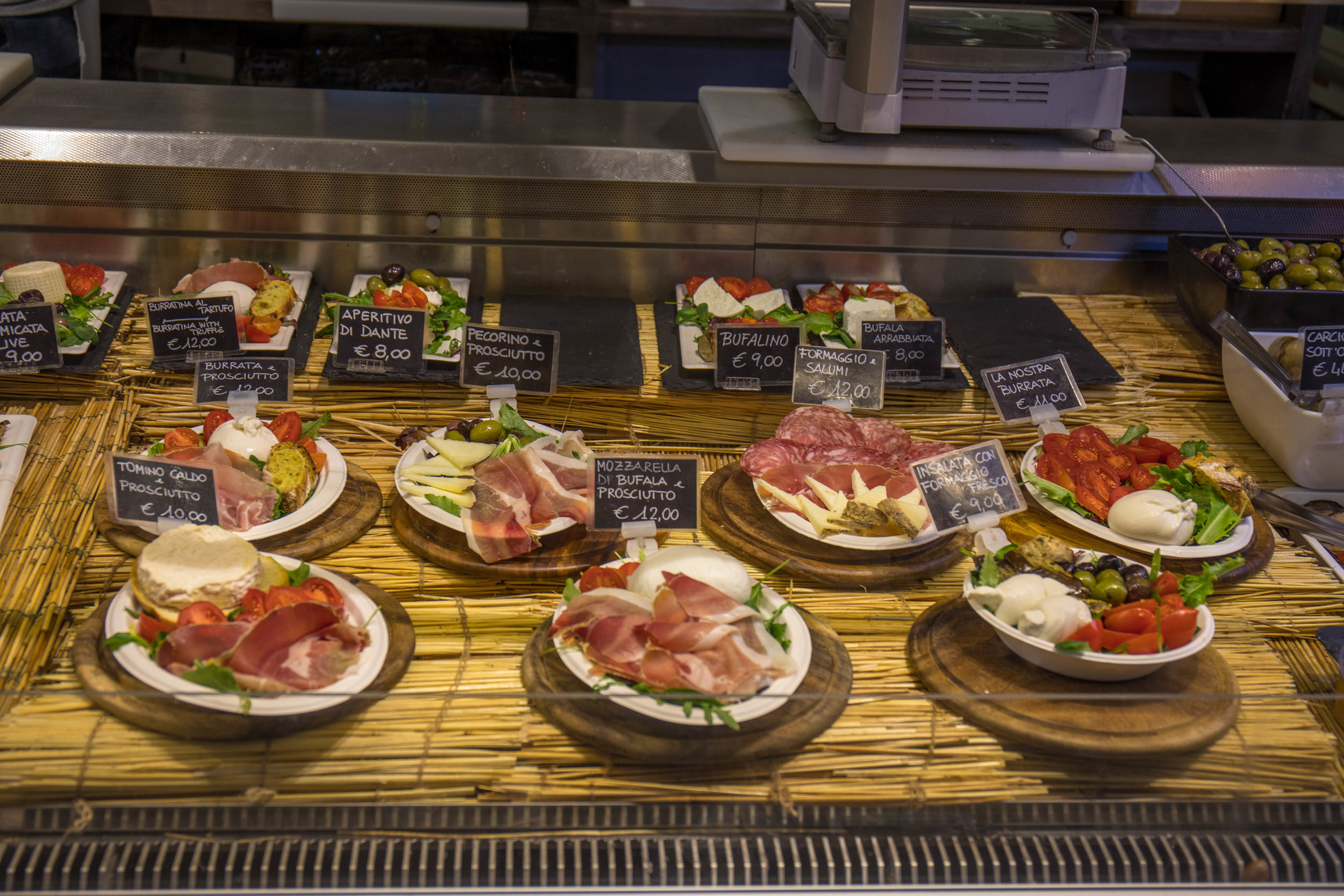 Melbourne's Il Mercato Centrale: A Giant Italian Food Hall & Market Has Finally Opened