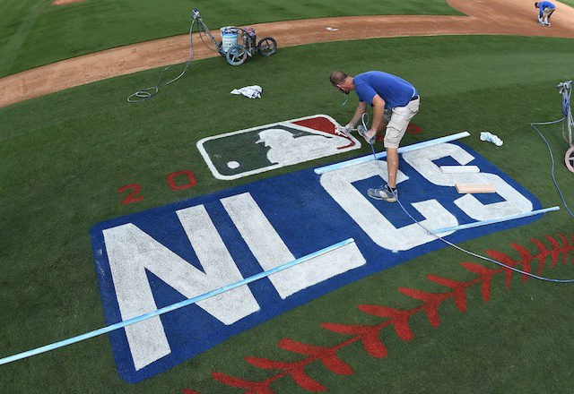 Mets' Home-Field Advantage Key in NLCS: Can They Outlast Dodgers' Bullpen?