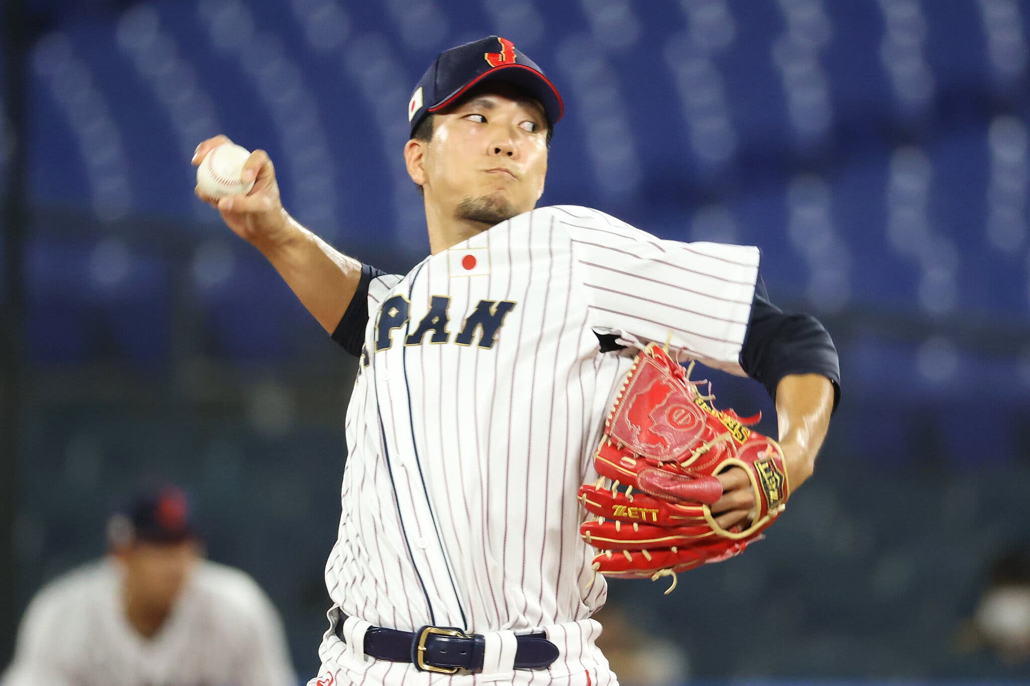 Mets' Kodai Senga's Return Uncertain as Triceps Tightness Throws Wrench into Playoff Plans