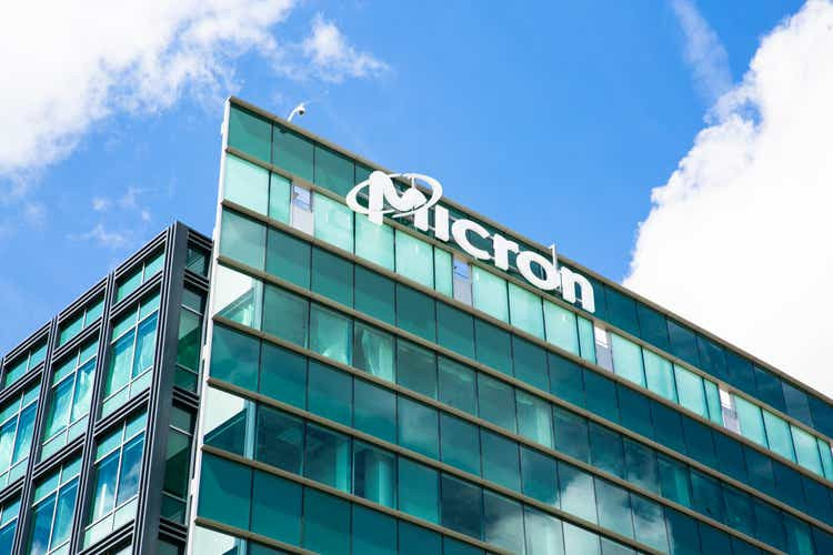 Micron Stock Plunges Over 10% After Disappointing Q2 Revenue Forecast: What Went Wrong?