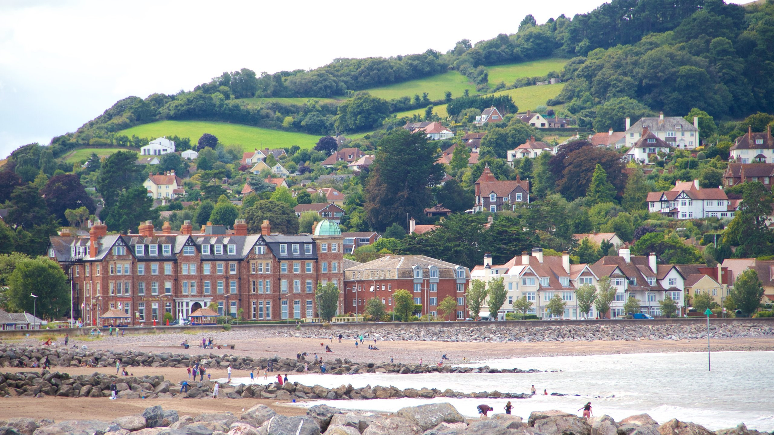 Minehead Community Defibrillator to Remain Active: Council Takes Over Responsibility