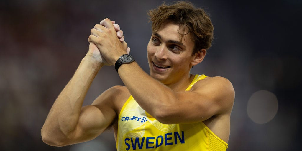 Mondo Duplantis Outsprints Karsten Warholm In Shocking 100m Race