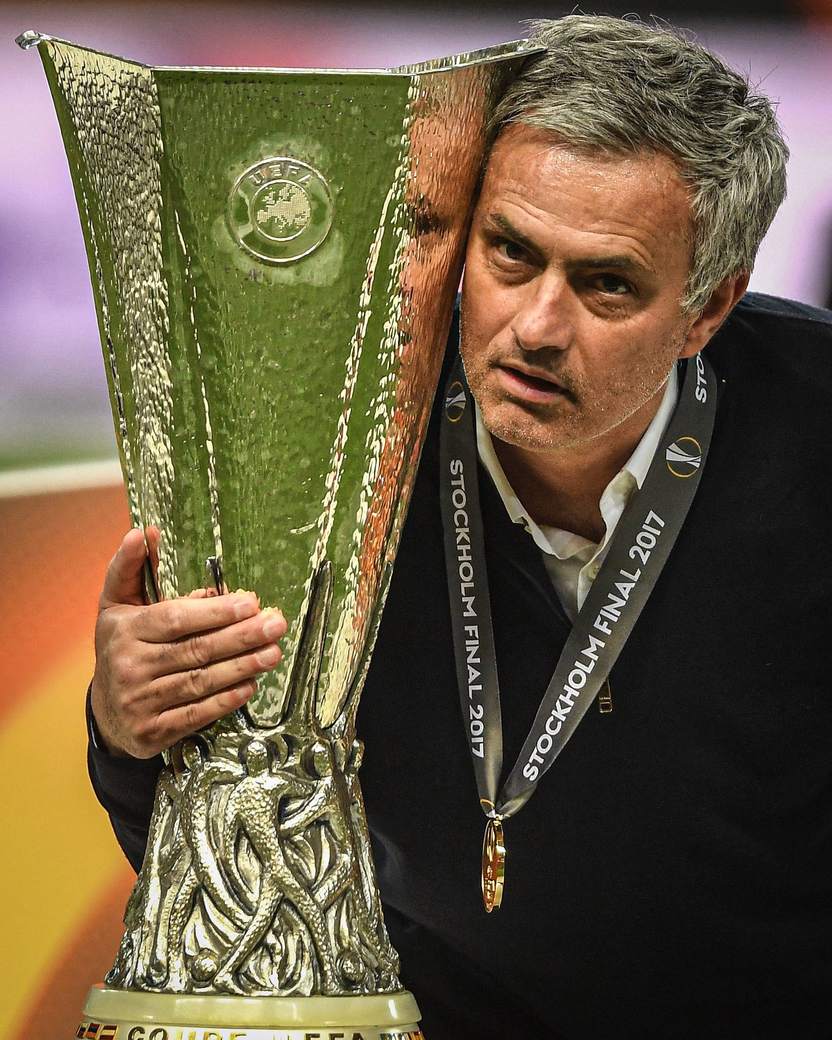 Mourinho's Fenerbahçe Holds Manchester United to Draw in a Thrilling Europa League Match