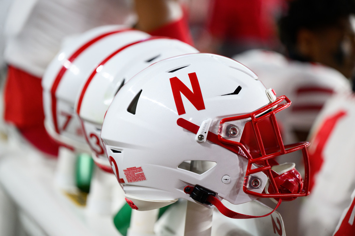 Nebraska Football Freshman Tight End Carter Nelson Scores First Career Touchdown