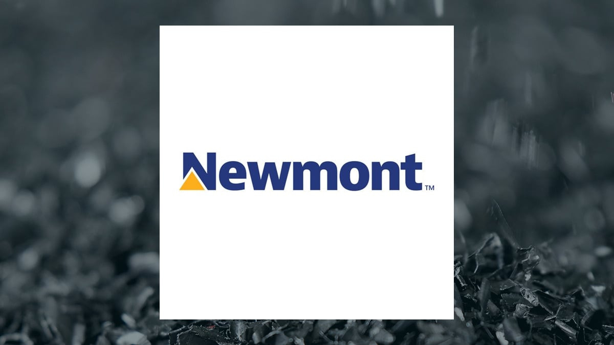 Newmont (NEM) Stock: Is It Time to Sell or Are Whales Missing Something?