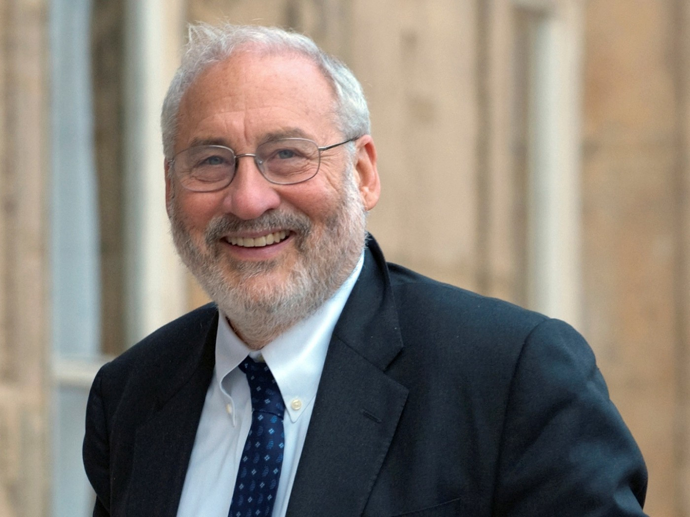 Nobel Laureate Economist Joseph Stiglitz Accuses 'Neoliberals' of Driving the World Toward Fascism