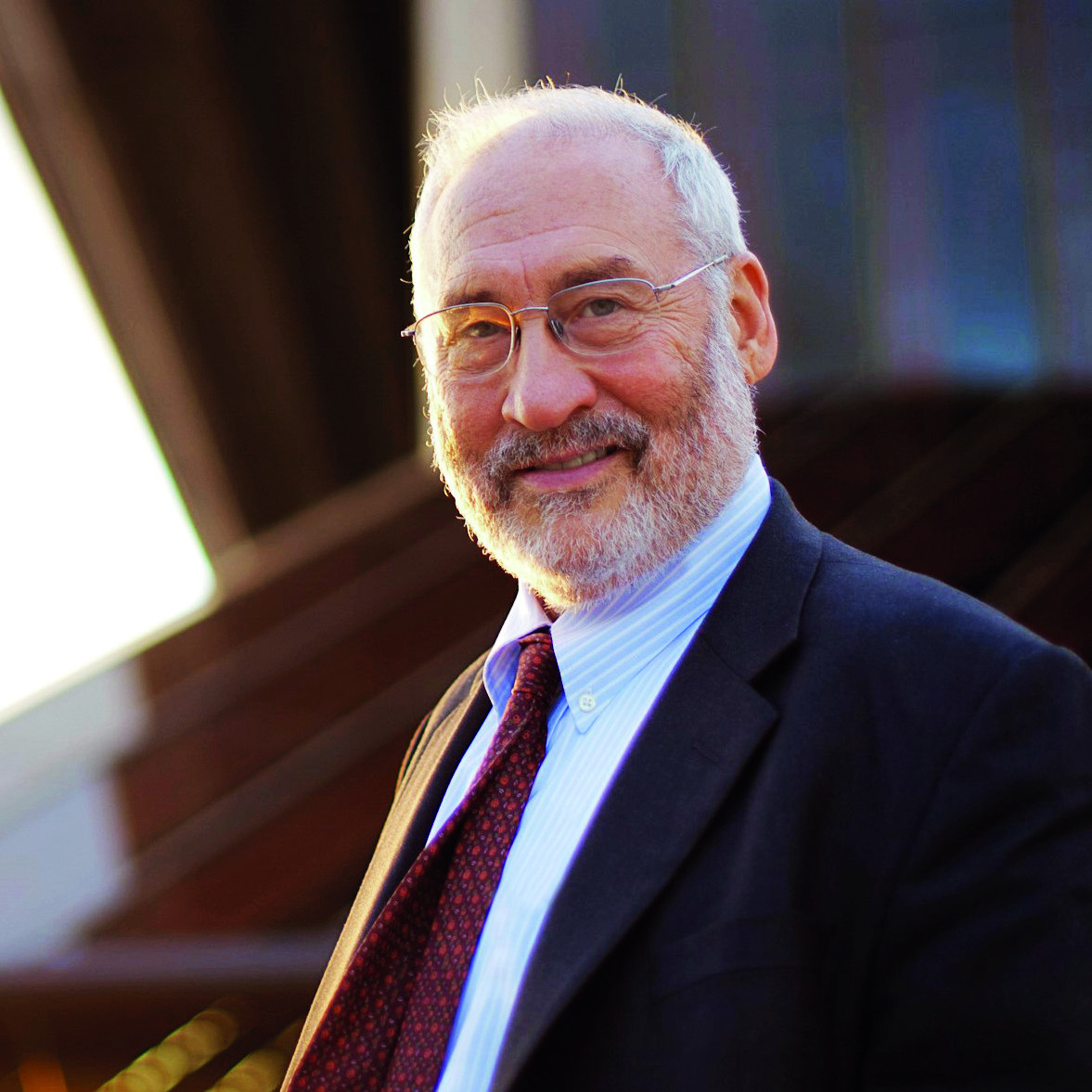 Nobel Laureate Economist Joseph Stiglitz Accuses 'Neoliberals' of Driving the World Toward Fascism