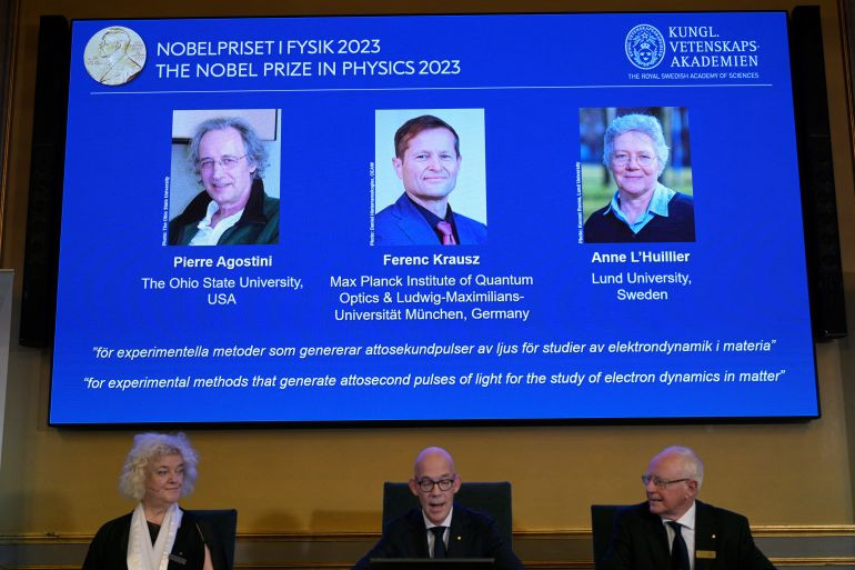 Nobel Prize in Physics Awarded to Pioneers of AI for 'Foundational Discoveries' in Machine Learning