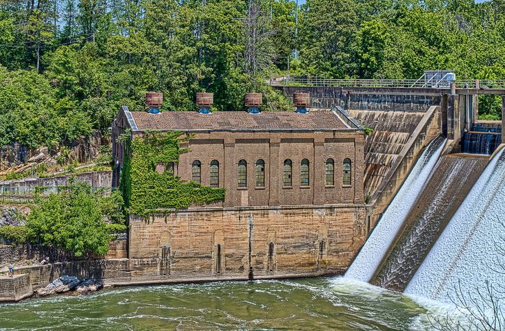 Nolichucky Dam Failure: Emergency Evacuations Issued as Dam Faces Imminent Breach