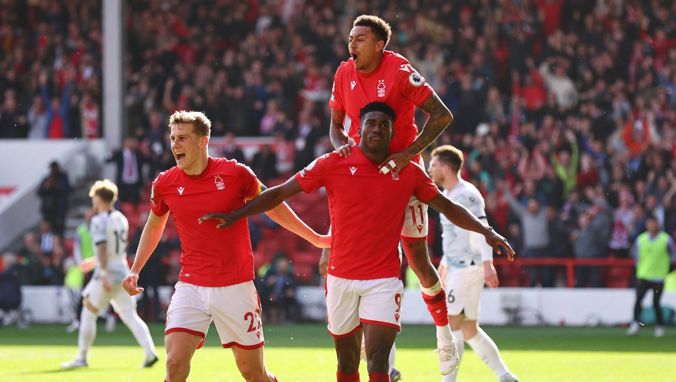 Nottingham Forest's Stunning Upset Bid: Can They Topple Liverpool & Reignite Title Race?