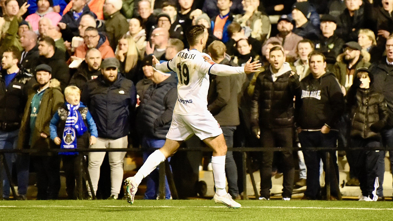 Oldham Athletic vs. AFC Fylde: A Tense Battle for Three Points