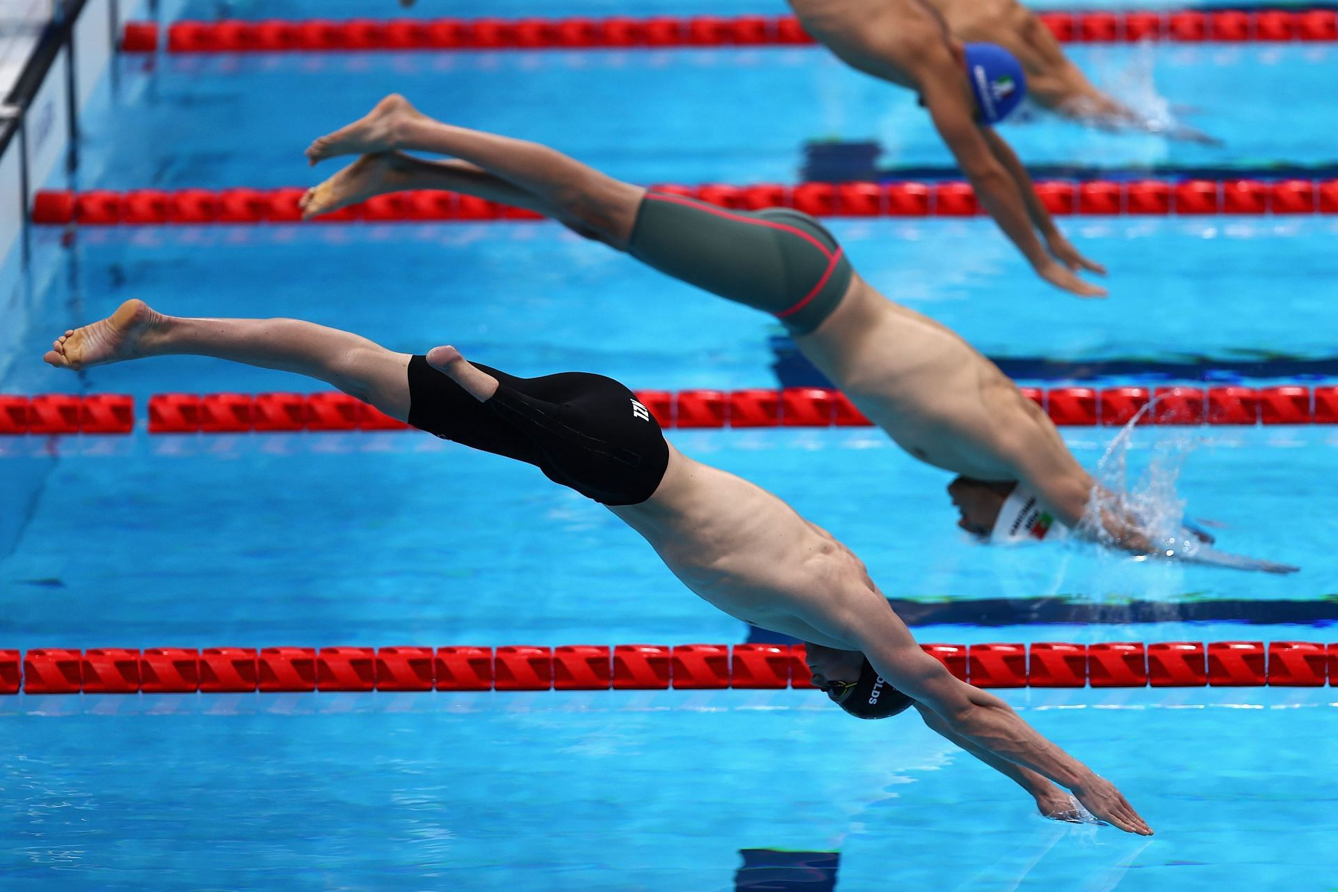 Olympic Swimmer Makes Chocolate Muffin Go Viral, But Can You Get One?