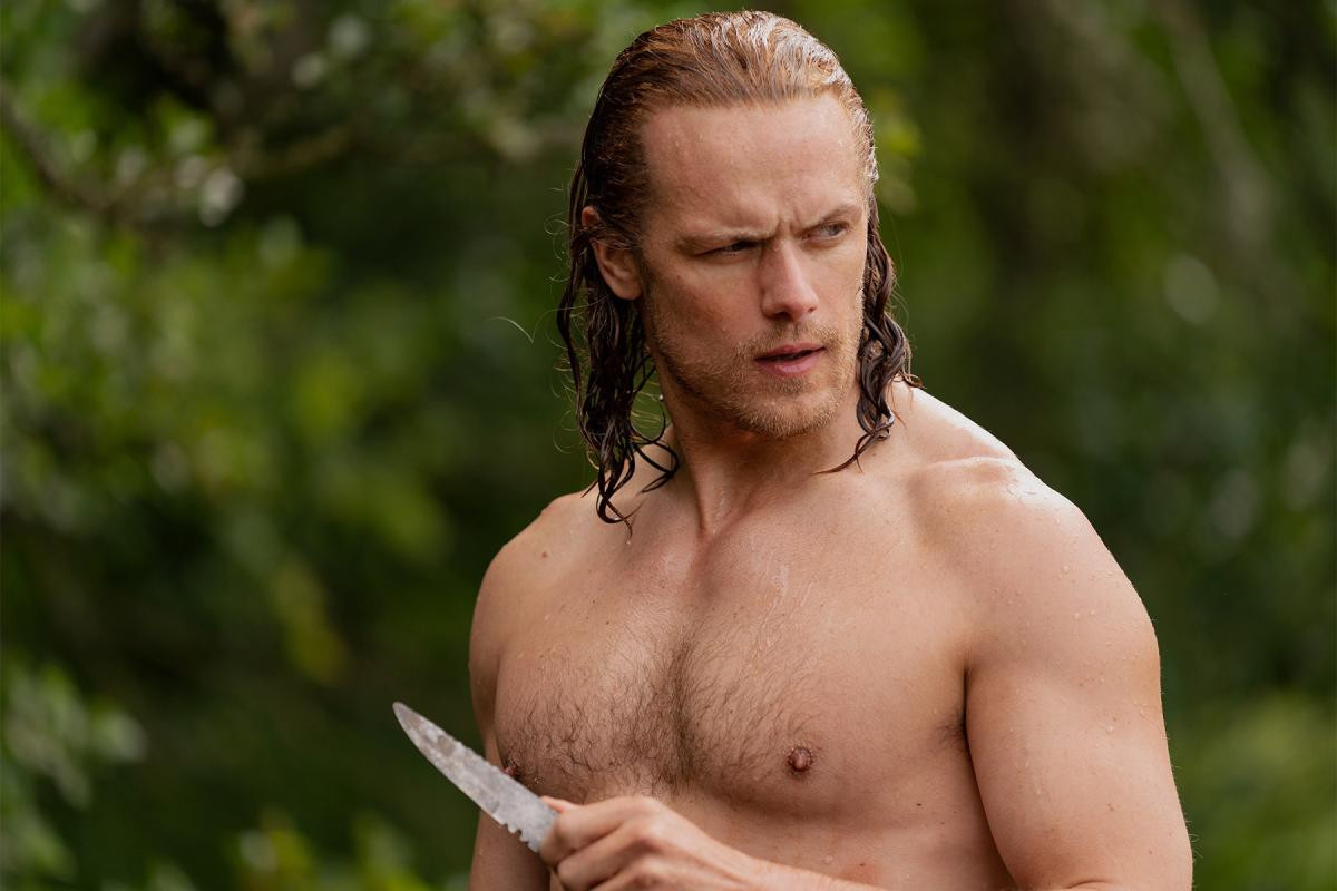 Outlander Star Sam Heughan Returns Home: Sipping Gin & Showing Off Magazine Cover