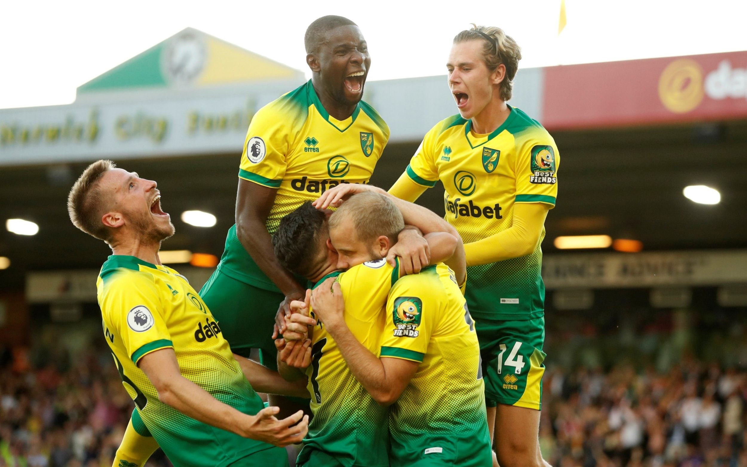 Oxford United Dominate Norwich City in Championship Opener: A Dream Start for the U's