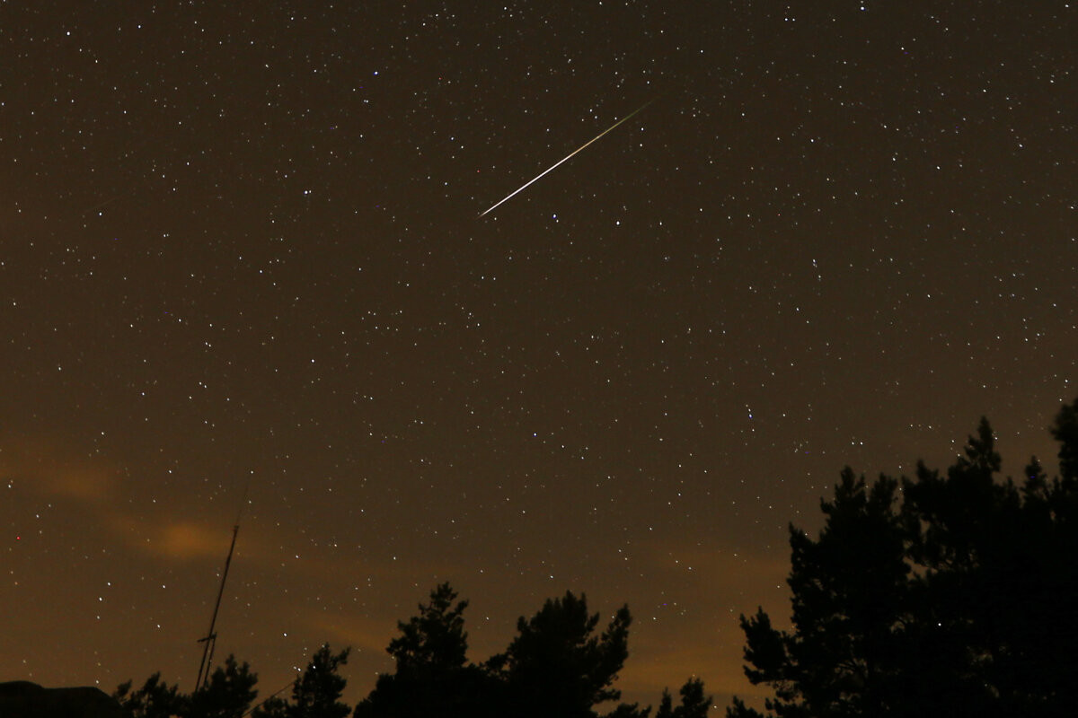 Perseid Meteor Shower Peaks This Weekend: How to See 100 Shooting Stars Per Hour