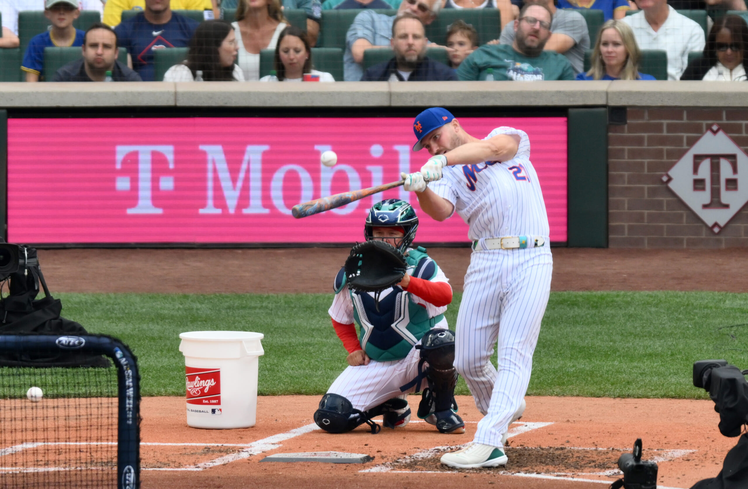 Pete Alonso's Final Home Game? Mets Fans Make Loud Plea For First Baseman To Return