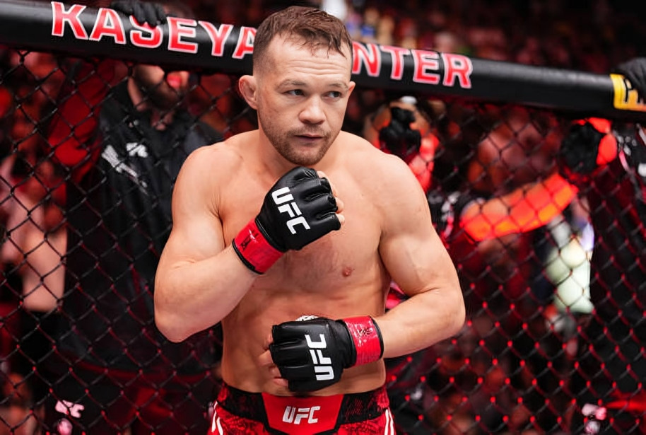 Petr Yan Dominates Deiveson Figueiredo in Unanimous Decision Victory at UFC Macau!