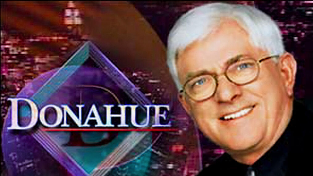 Phil Donahue, Pioneering Talk Show Host, Dead at 88