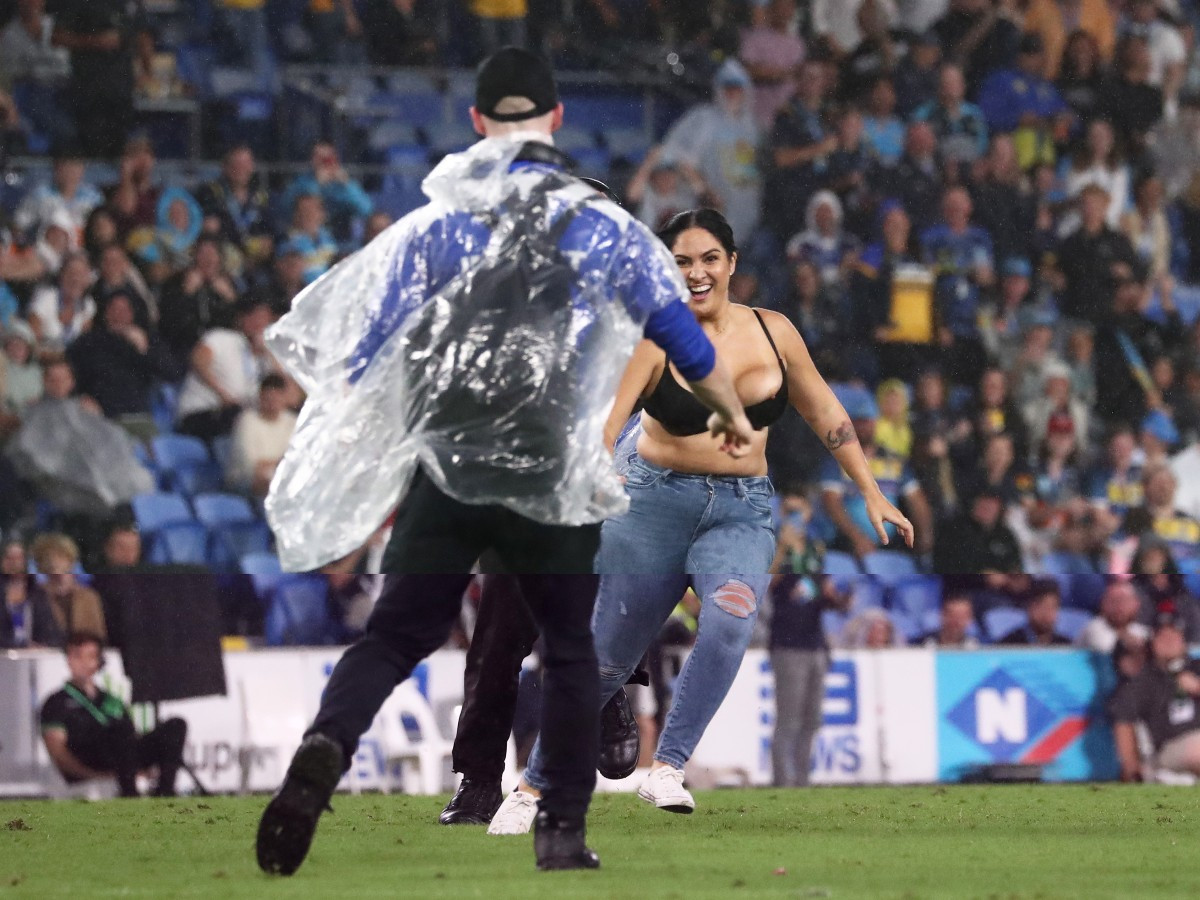 Pitch Invader Gatecrashes England Line-up in Dublin, Raising Security Concerns