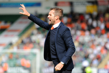 Plymouth vs Luton: Rooney's Argyle Aim to End Luton's Winning Streak