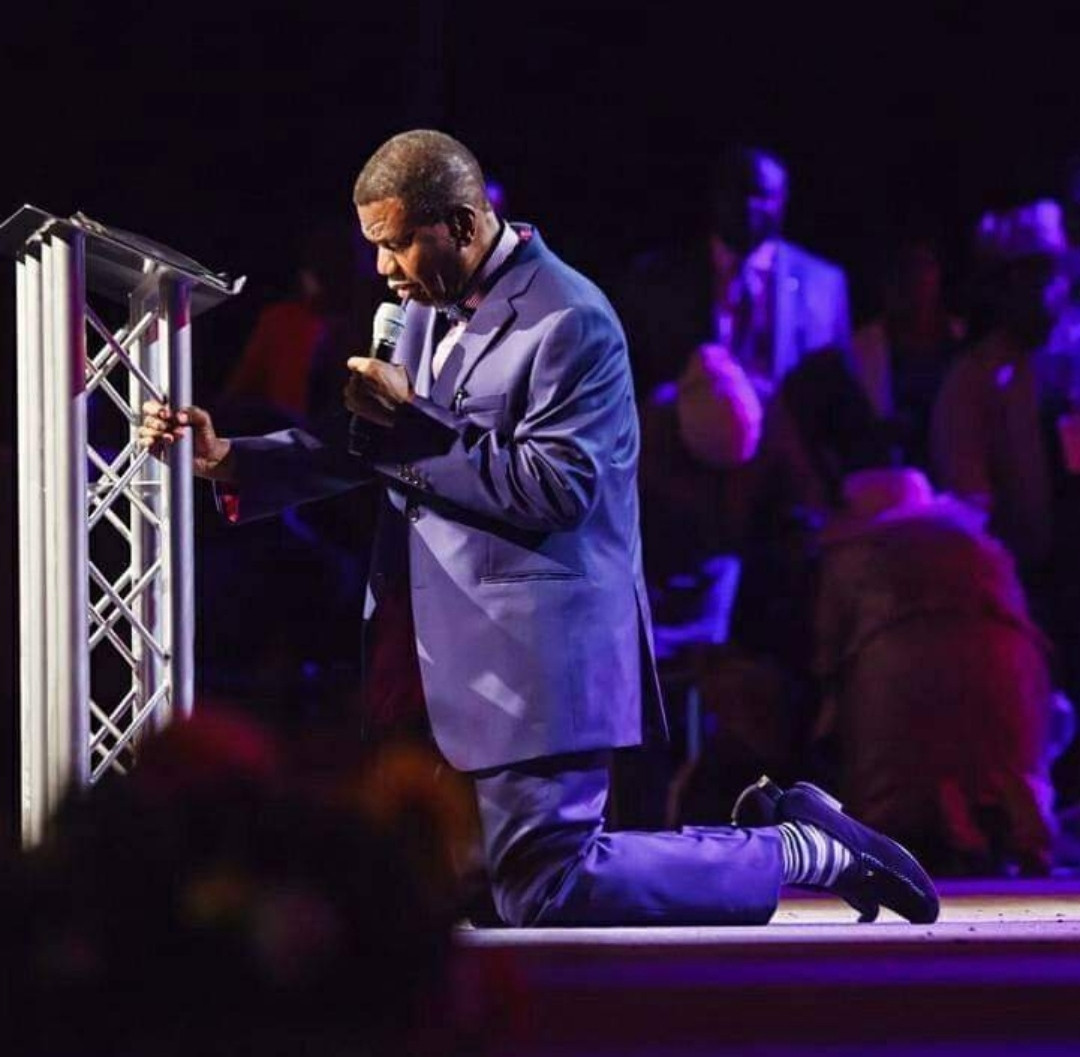 Powerful December 2024 Declarations: Pastor Adeboye's Prayer Points for Open Heavens