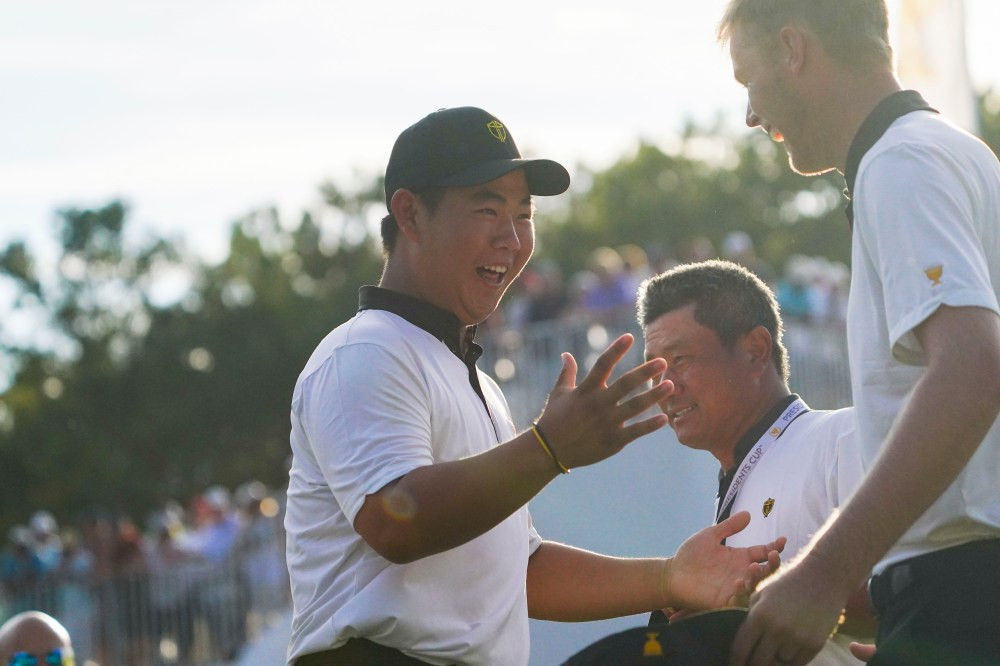 Presidents Cup: Tom Kim's 'Gimme' Putt Controversy - What Really Happened?