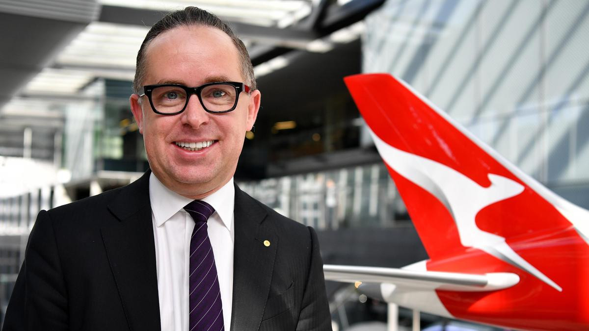 Qantas Boss Alan Joyce Loses $9 Million Bonus After Scathing Review:  What Went Wrong?