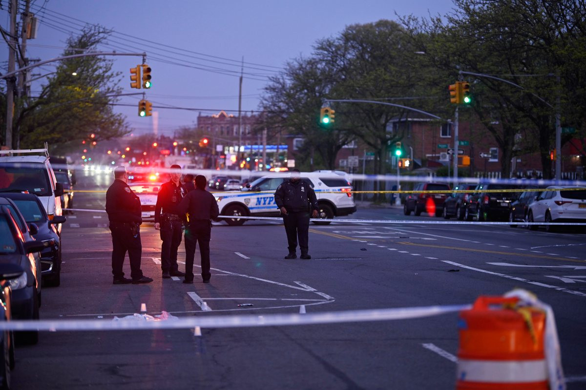 Queens Nightclub Mass Shooting: 10 Teens Injured, Hunt for Gunmen Intensifies