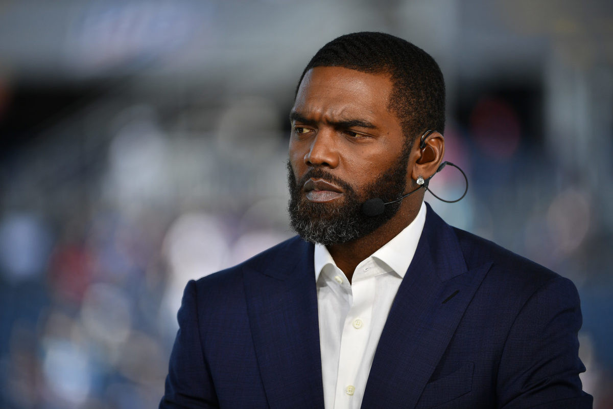 Randy Moss' Son Slams Reports of Father's Liver Cancer Diagnosis: A Health Update and Family Privacy Plea