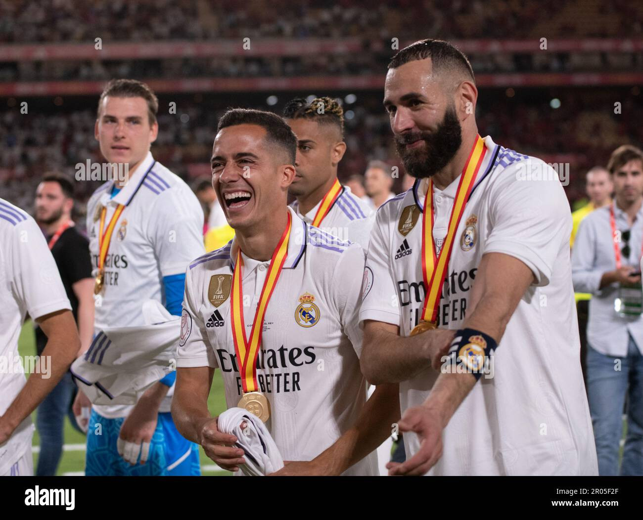 Real Madrid's Thrilling Victory Against Osasuna: Benzema's Masterclass Secures Crucial Three Points!