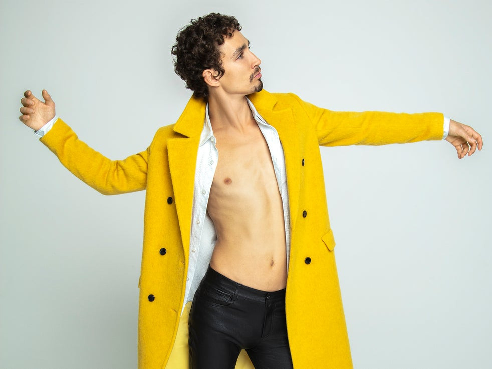 Robert Sheehan's Meditation Journey: From 'Misfits' to Mindfulness