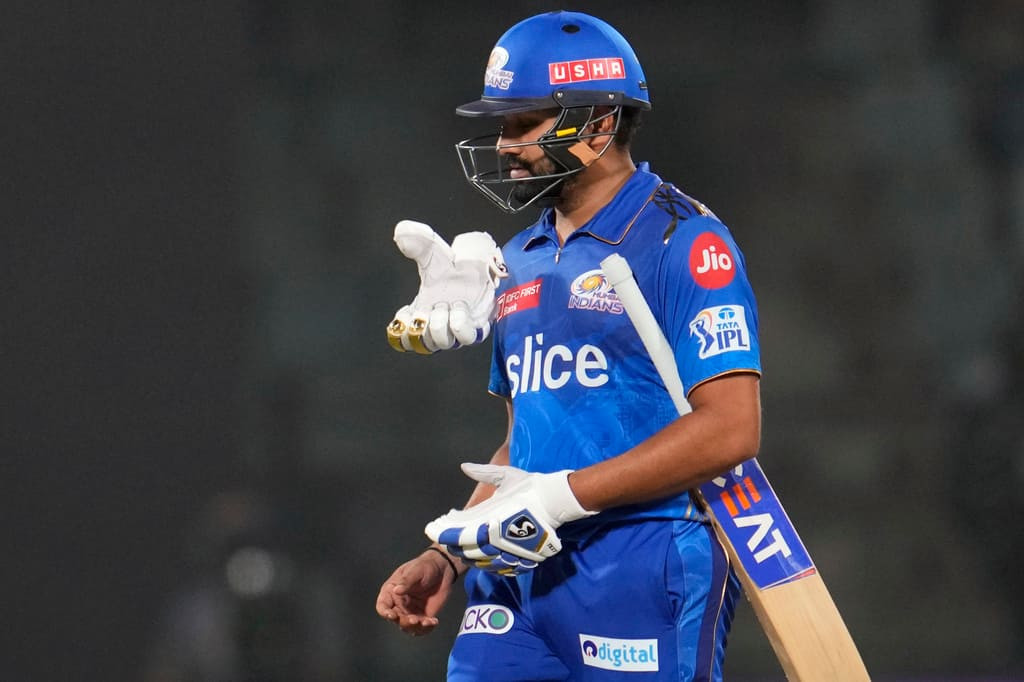 Rohit Sharma's Shocked Reaction to DRS Decision Goes Viral: Watch!