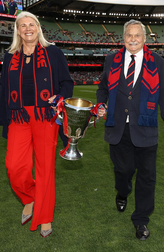 Ron Barassi: Will AFL Name Premiership Cup After Legend? Mick Malthouse Thinks They Missed a Huge Opportunity