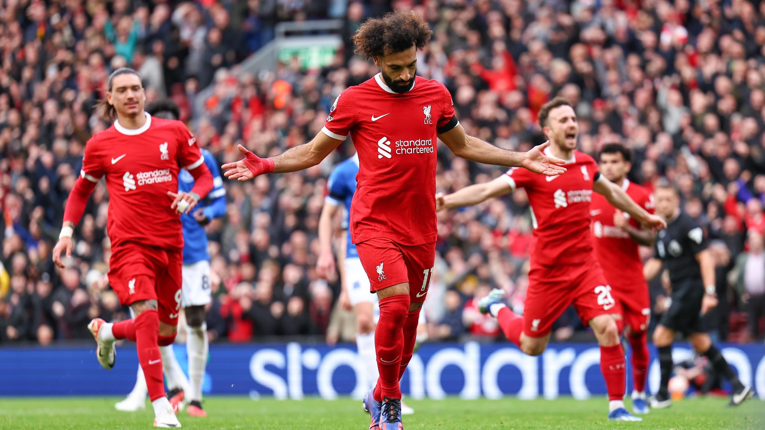 Salah's Double Propels Liverpool to Victory Against Southampton: A Thrilling 3-2 Match!