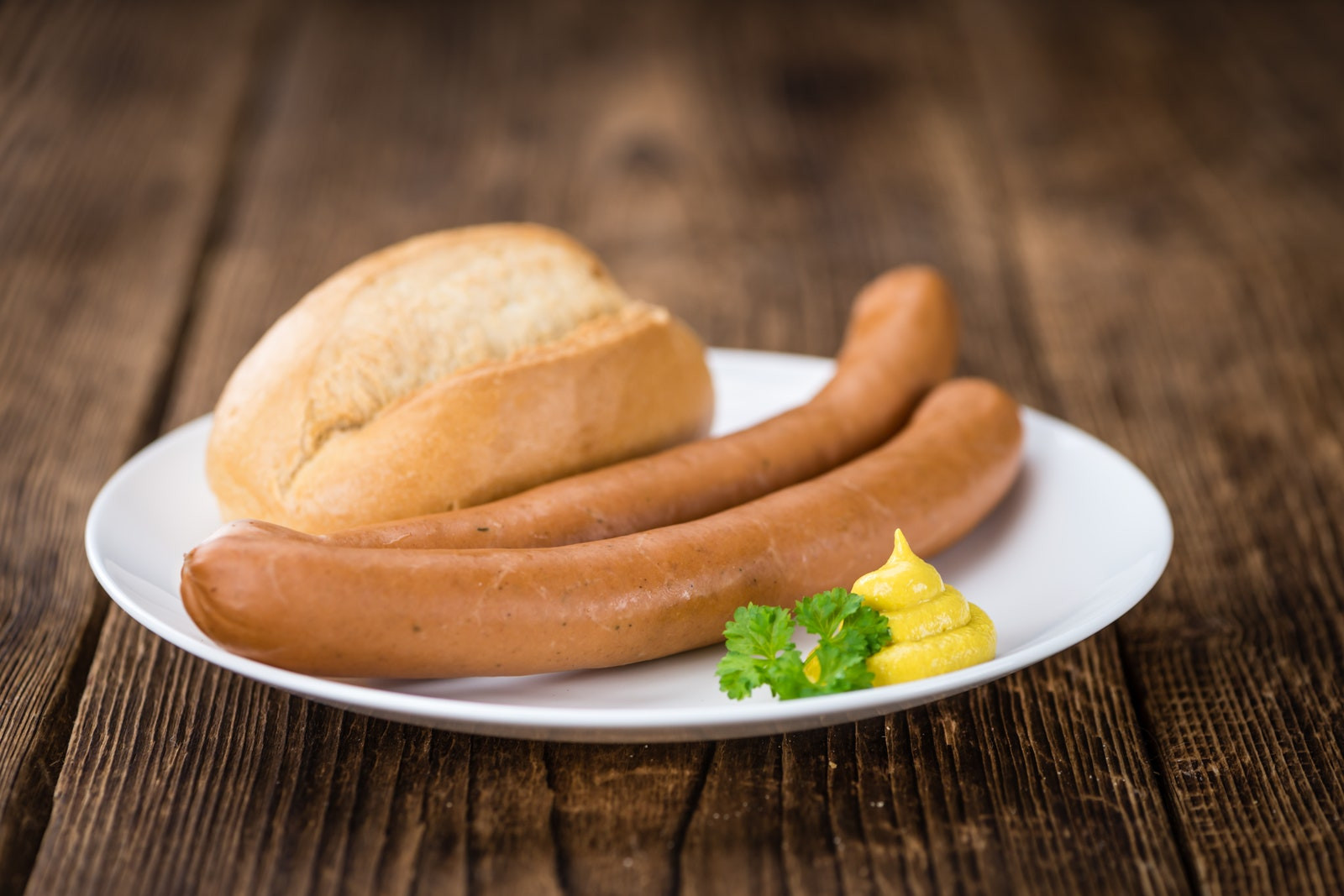 Sausage Swinging: The Hilarious New Oktoberfest Trend Taking Columbus by Storm