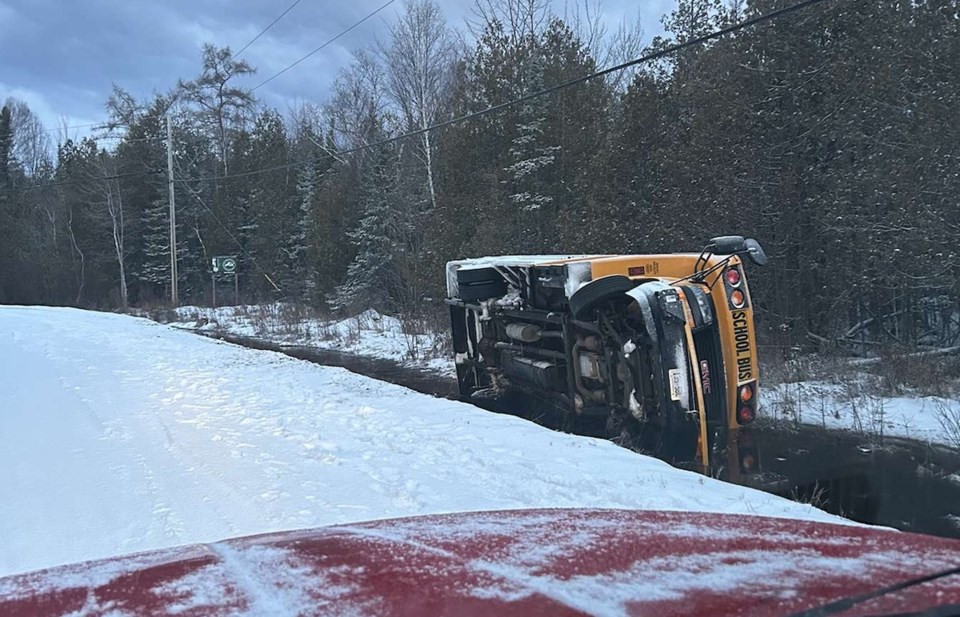 School Bus and Van Collision in South Ottawa: Five Injured, Teenager in Serious Condition