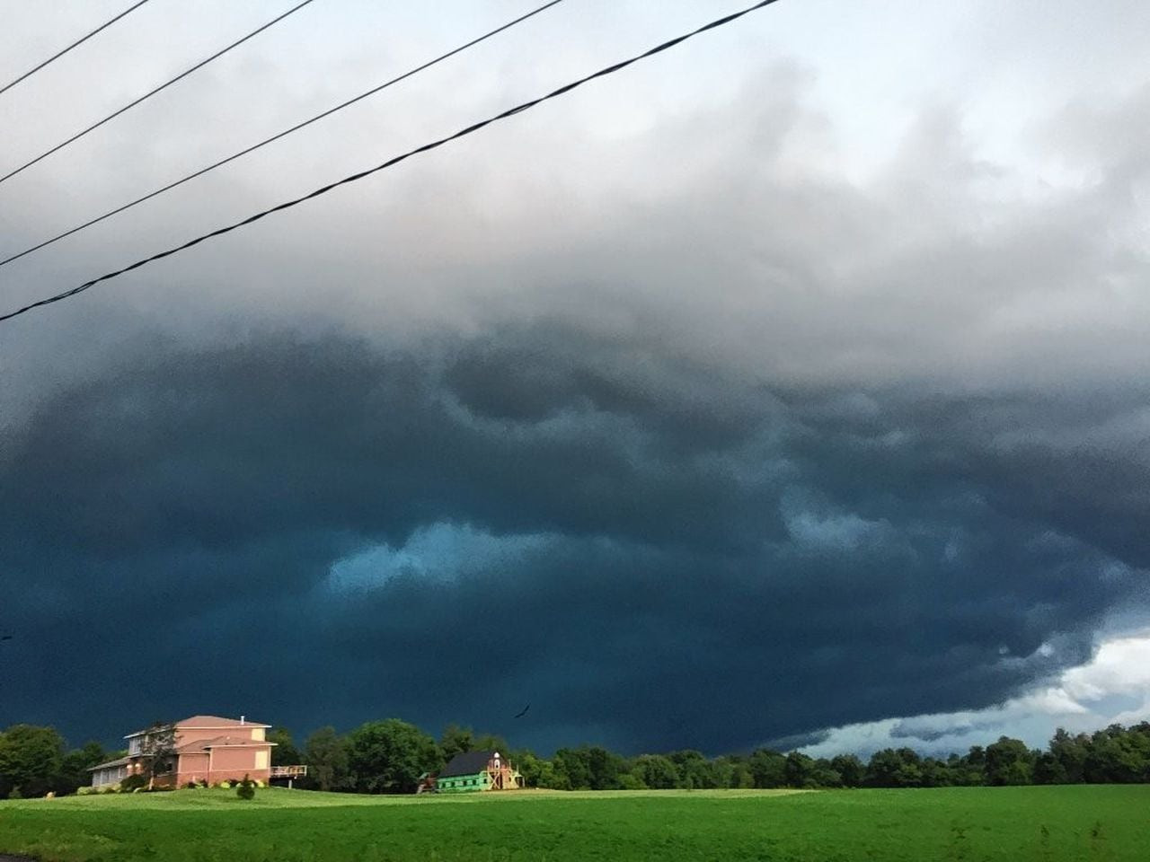 Severe Thunderstorm Warning Issued for BC Interior: Large Hail, Damaging Winds Expected