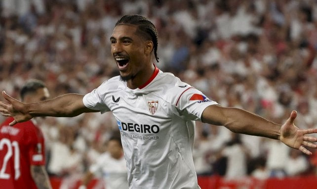 🚨 Sevilla Rejects Roma's Last-Minute €20m Bid for Loïc Badé: Will He Stay in Spain? 🚨