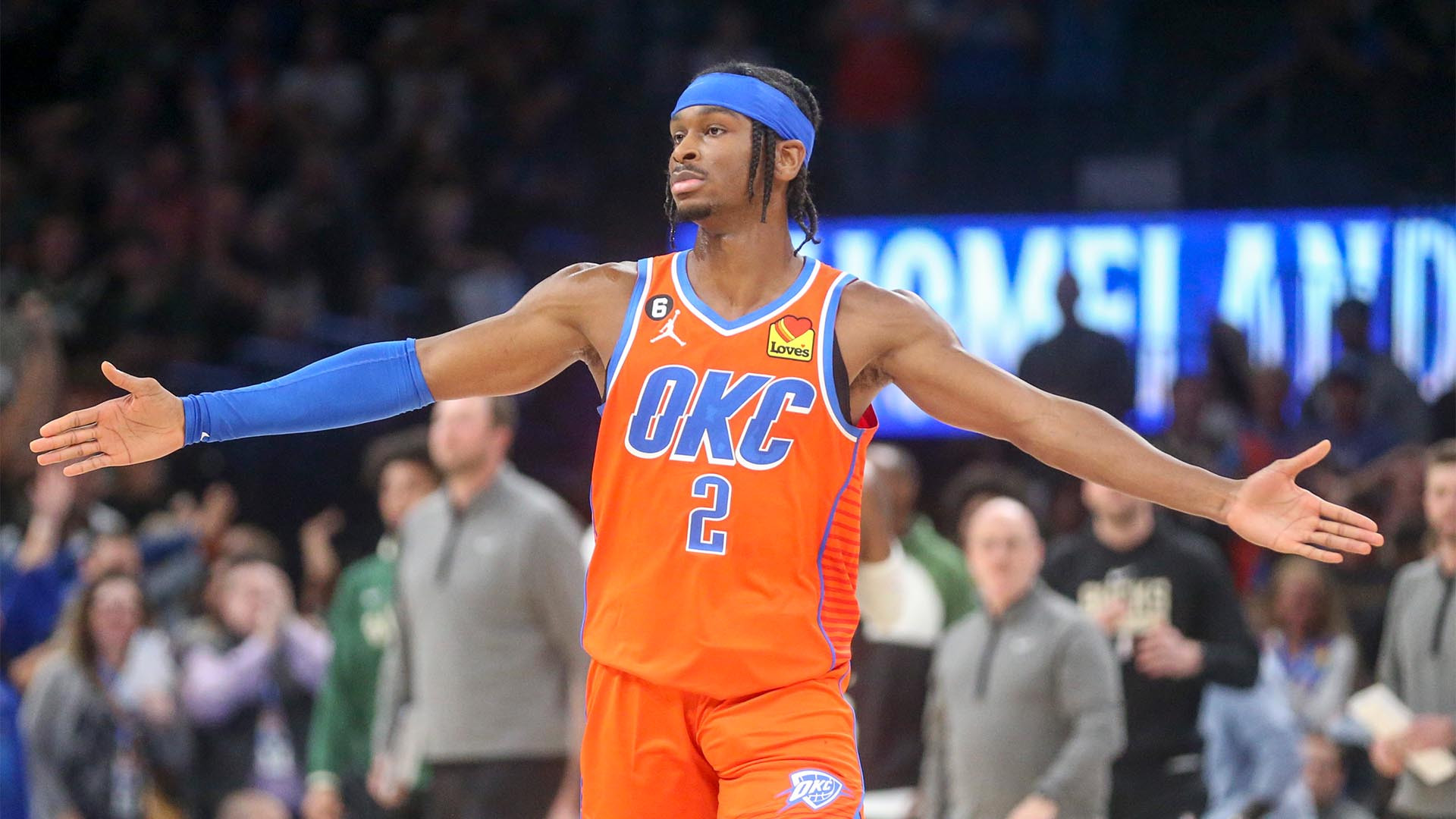 Shai Gilgeous-Alexander's 39-Point Explosion Leads Thunder to Victory Over Mavericks in NBA Cup!