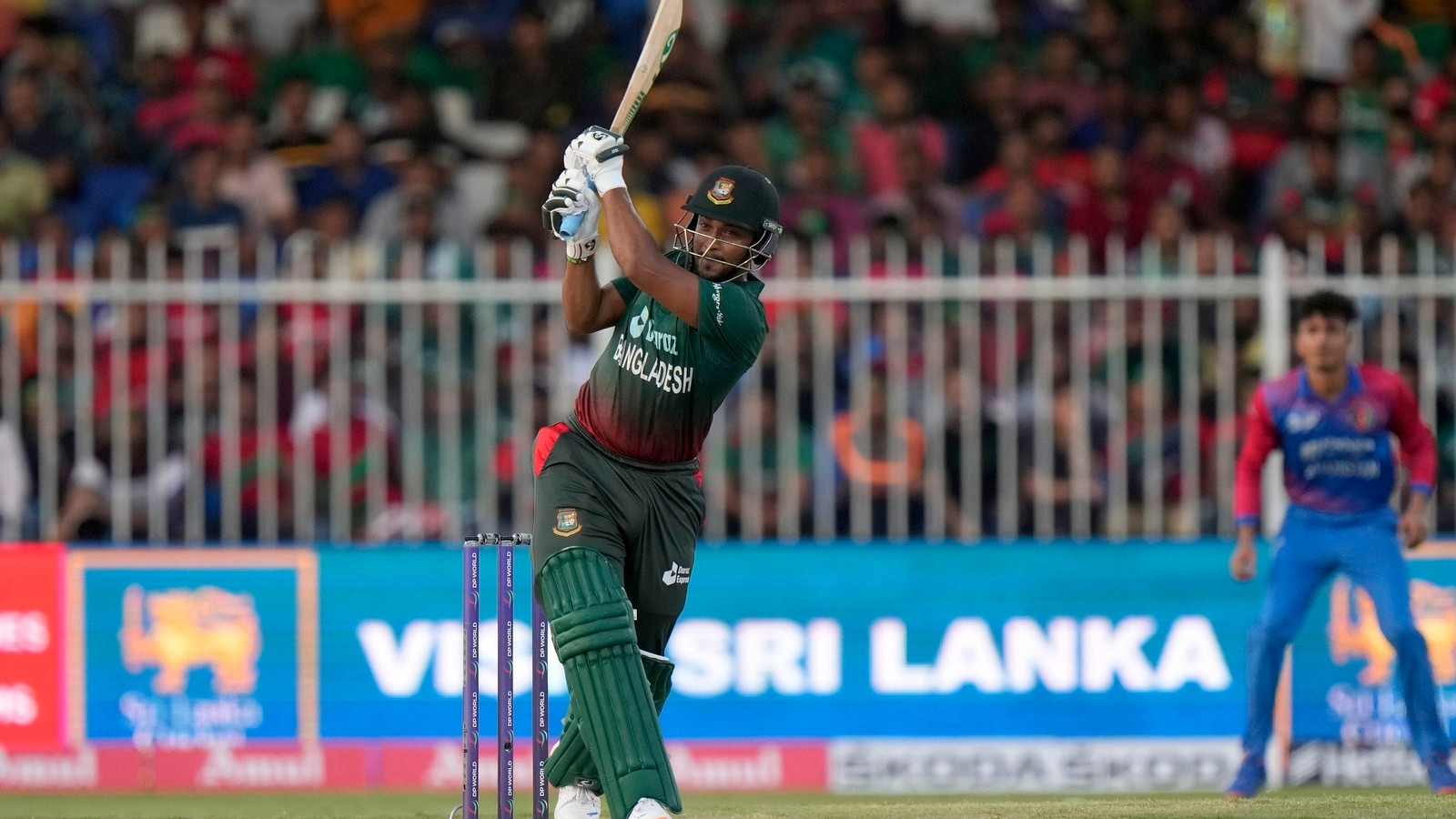 Shakib Al Hasan Plays Amidst Political Turmoil: Bangladesh Cricket Team Faces Challenges Ahead of Pakistan Test Series