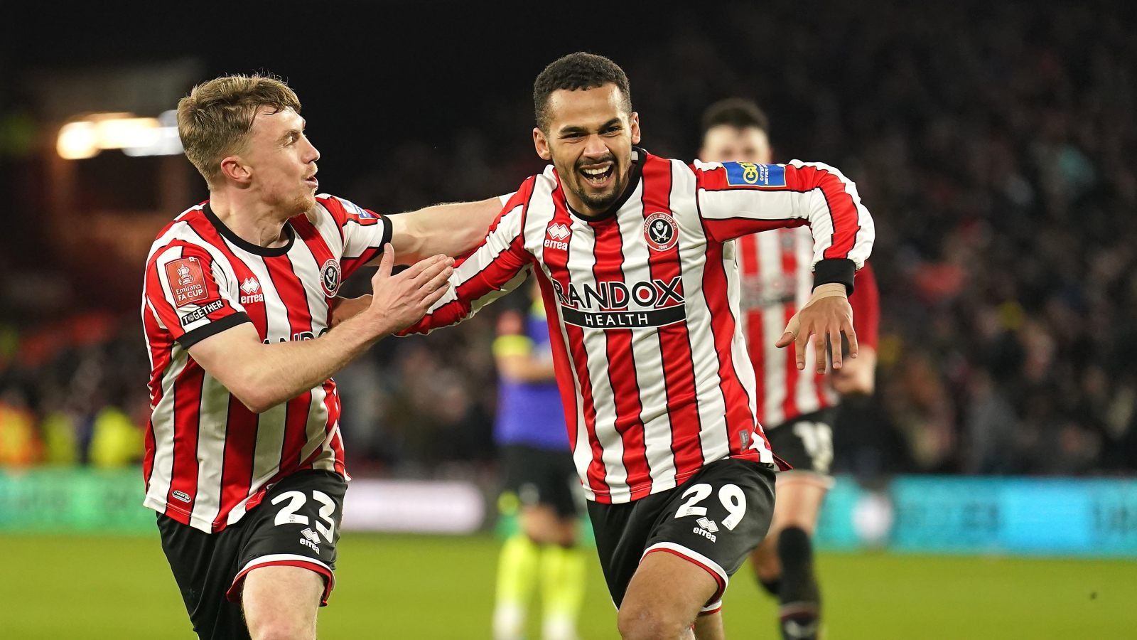 Sheffield United Favored to Secure First Win Against Struggling Hull City