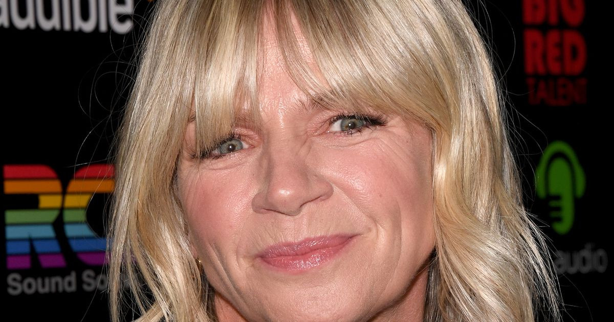 Shockwaves on Radio 2: Zoe Ball Steps Down, Scott Mills Takes the Mic!